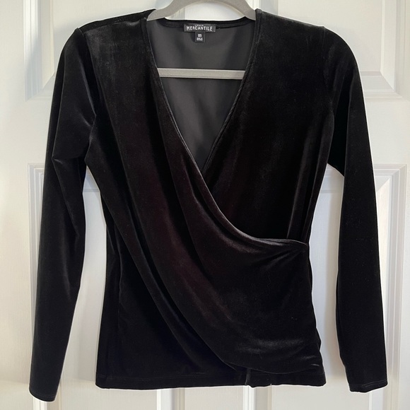 J. Crew Mercantile Surplice Black Velvet Top Size XS - Picture 3 of 11